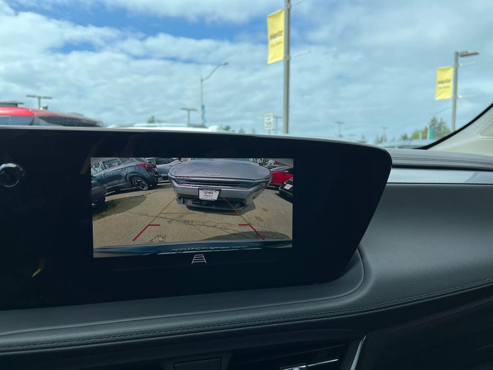 Used 2025 Buick Encore GX Preferred AWD/4WD image 24