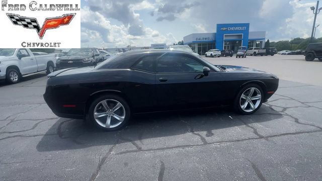 Used 2015 Dodge Challenger SXT w/ Super Sport Group (SS/T) RWD image 9