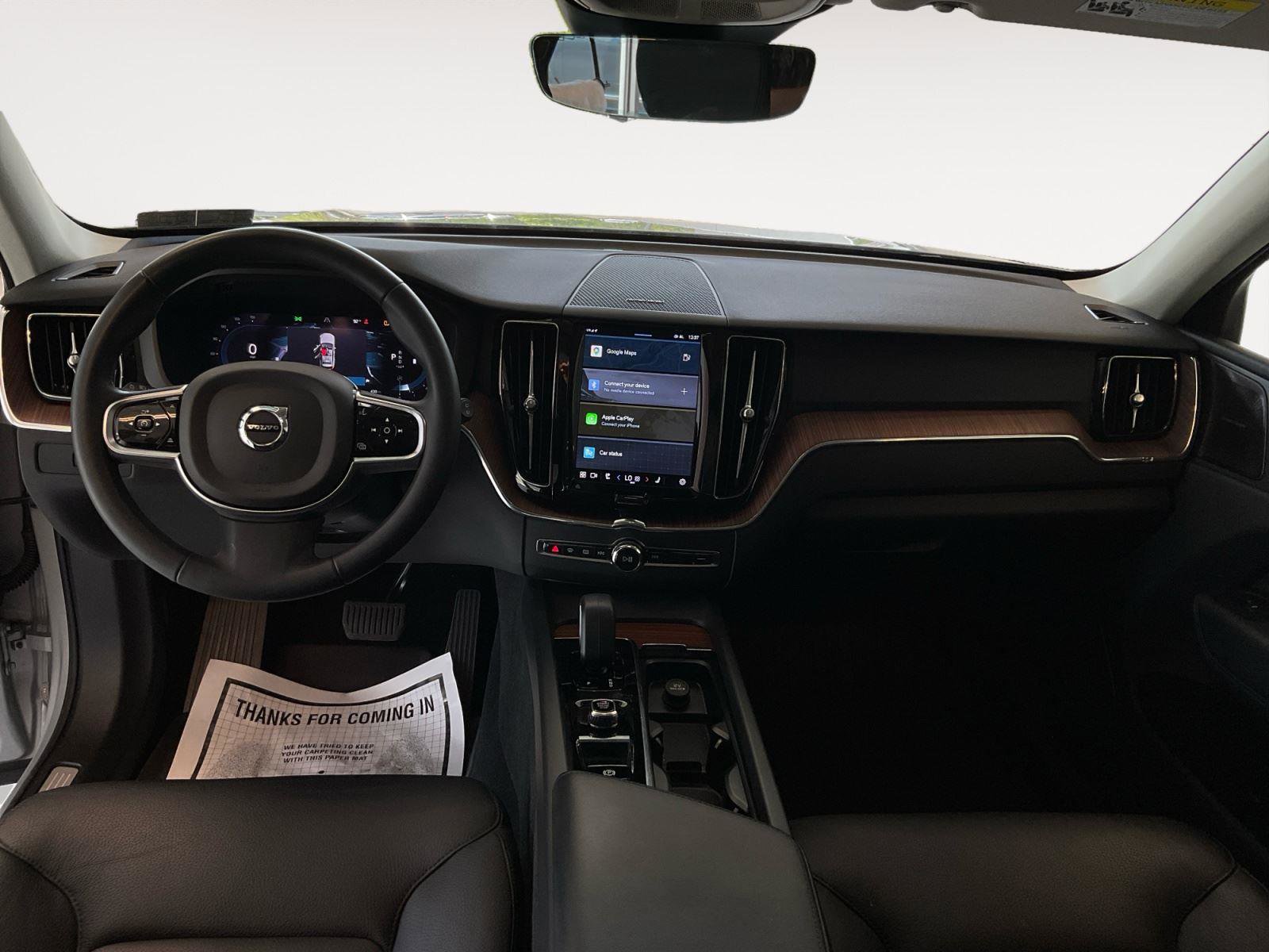 Certified 2023 Volvo XC60 B5 Plus w/ Climate Package AWD/4WD image 10
