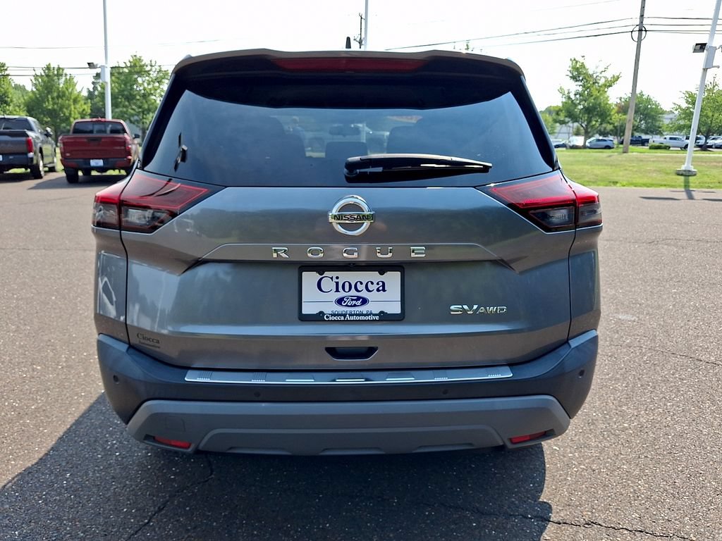 Used 2021 Nissan Rogue SV AWD/4WD image 8