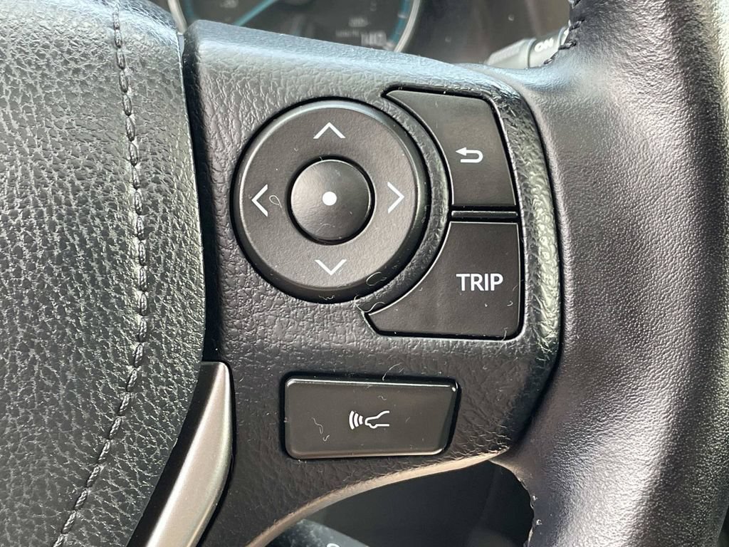Used 2017 Toyota RAV4 SE AWD/4WD image 29