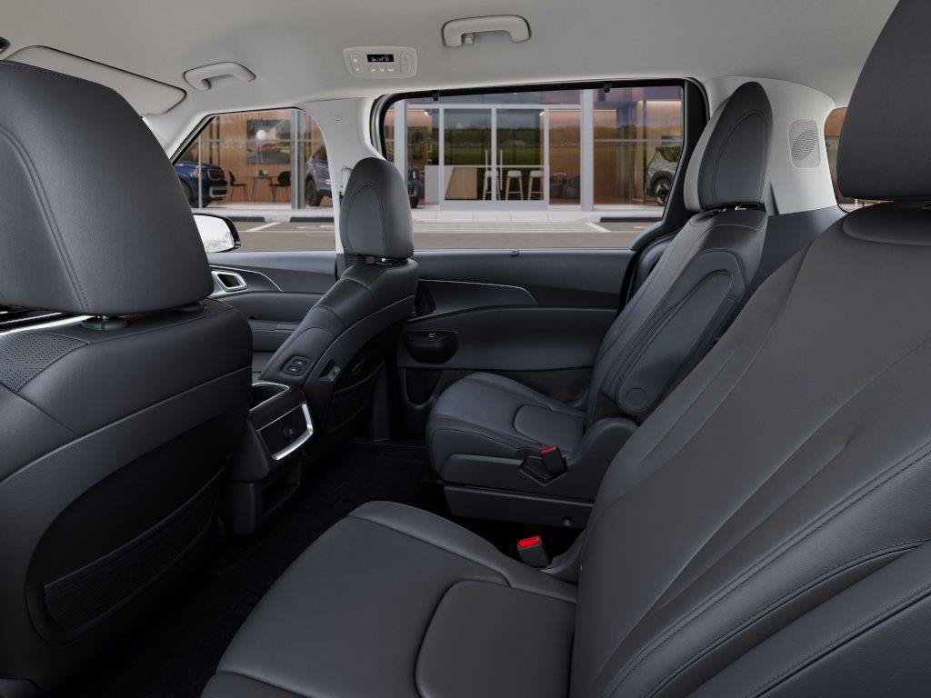 New 2027 Kia Carnival EX FWD image 18