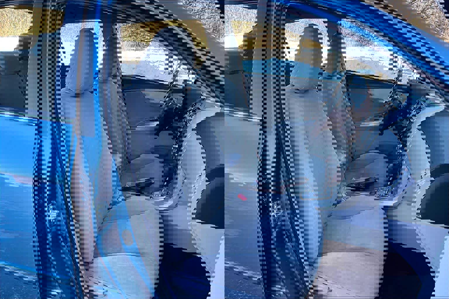 Used 2013 Toyota Corolla LE image 7