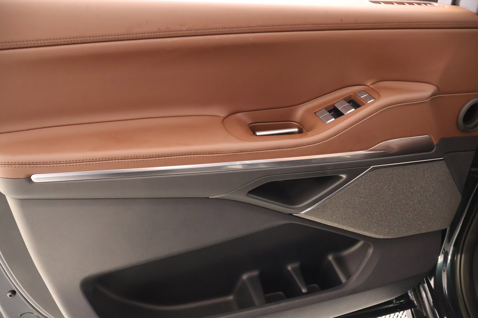 New 2026 Lincoln Navigator Reserve AWD/4WD image 18