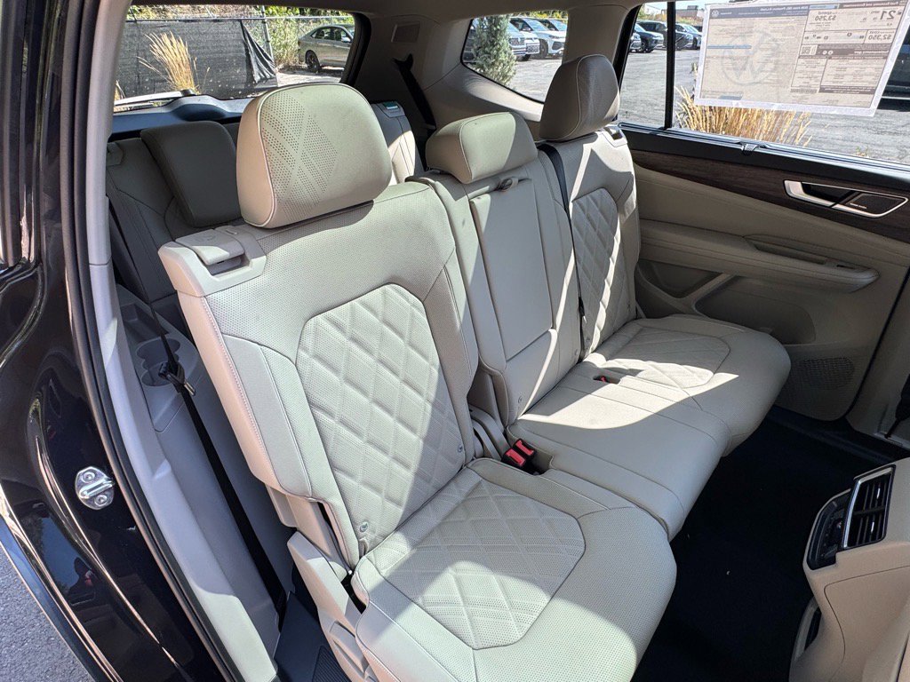 New 2026 Volkswagen Atlas SEL Premium R-Line image 15