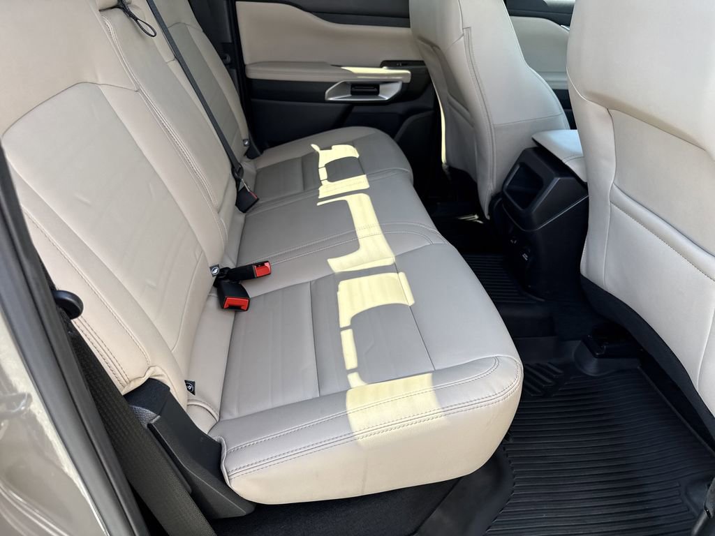 Used 2025 Ford Ranger Lariat w/ Trailer Tow Package image 15