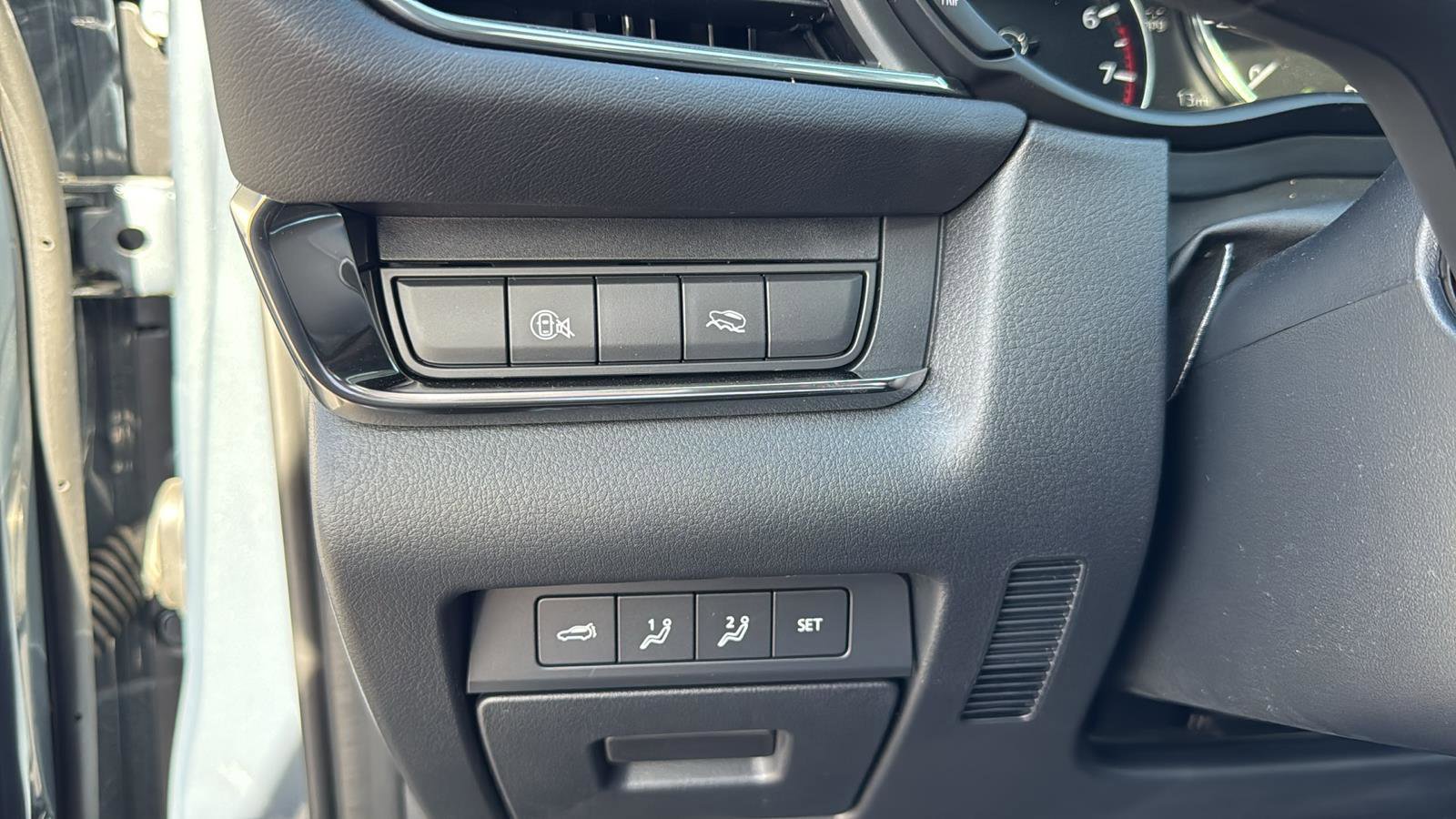 New 2025 MAZDA CX-30 2.5 Turbo w/ Premium Package image 8