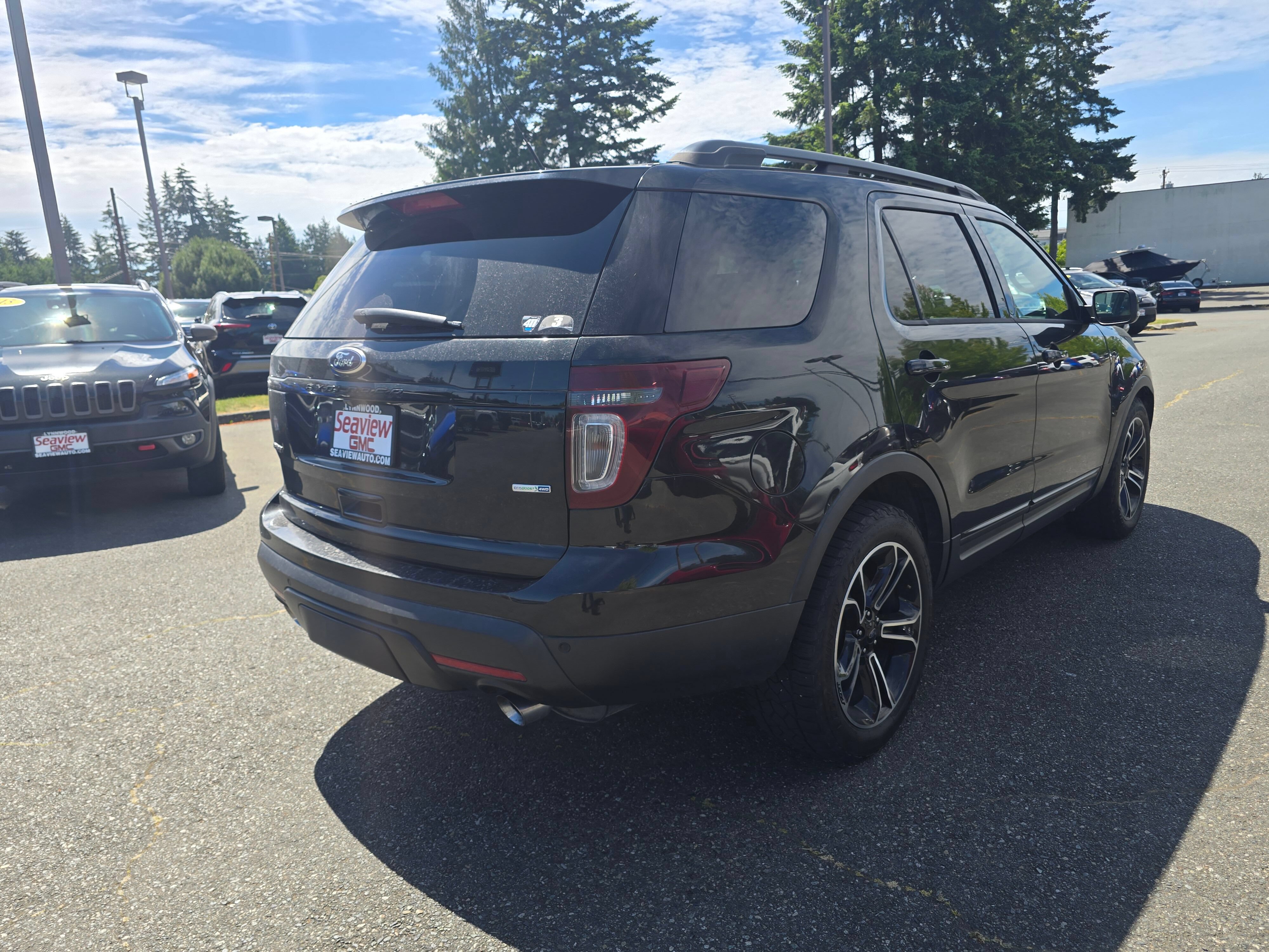 Used 2014 Ford Explorer Sport w/ Equipment Group 401A AWD/4WD image 7