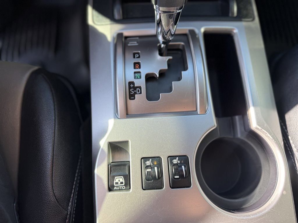 Used 2018 Toyota 4Runner SR5 Premium image 17