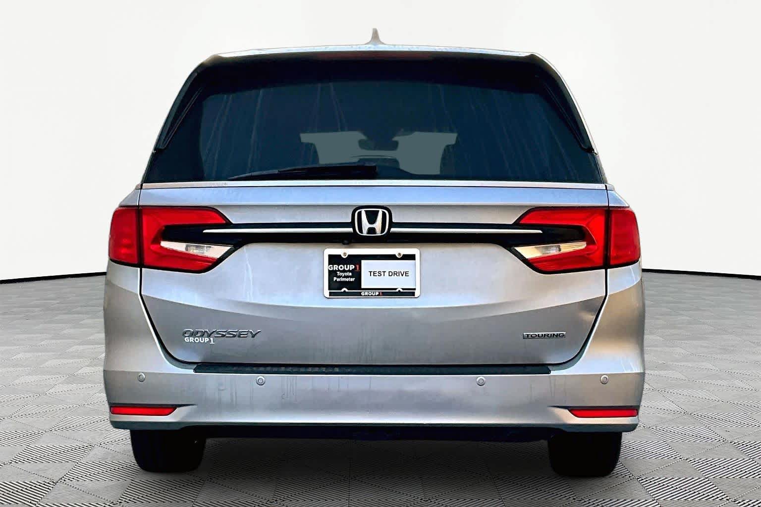 Used 2022 Honda Odyssey Touring image 4