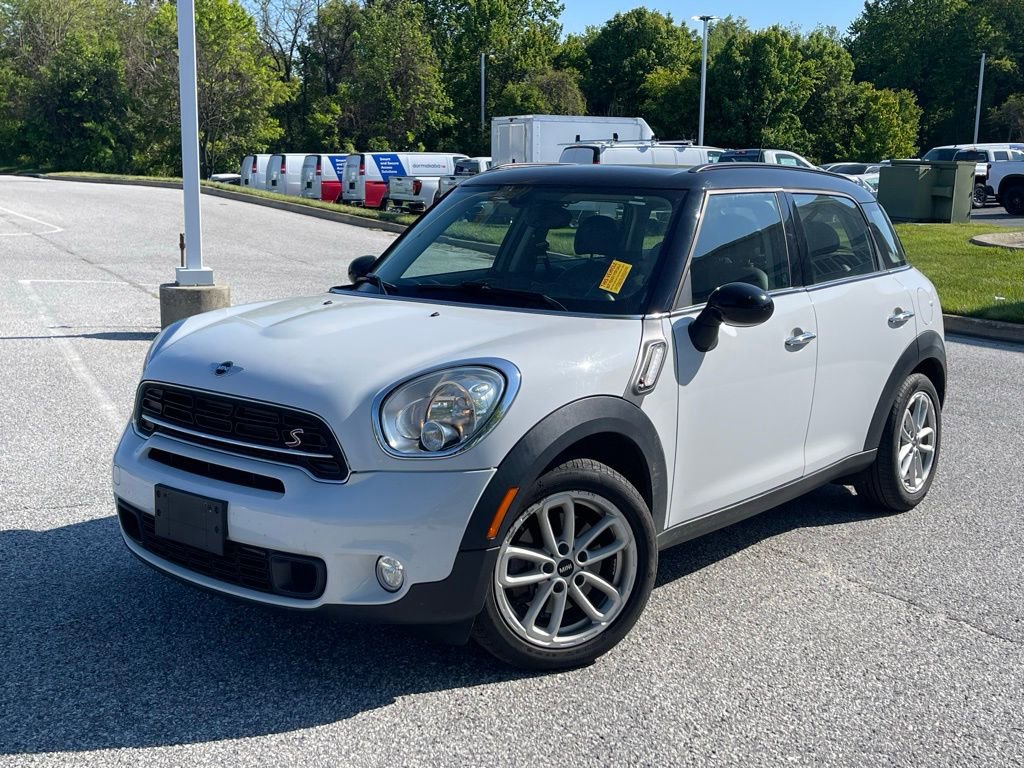 Used 2016 MINI Cooper Countryman S FWD image 1