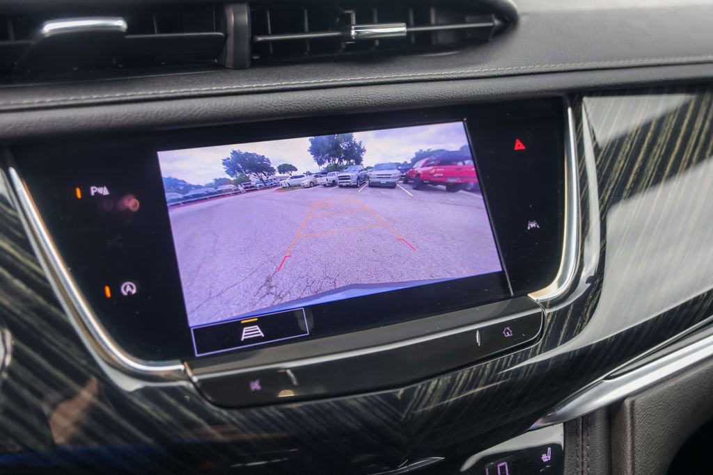Used 2023 Cadillac XT6 Premium Luxury FWD image 17