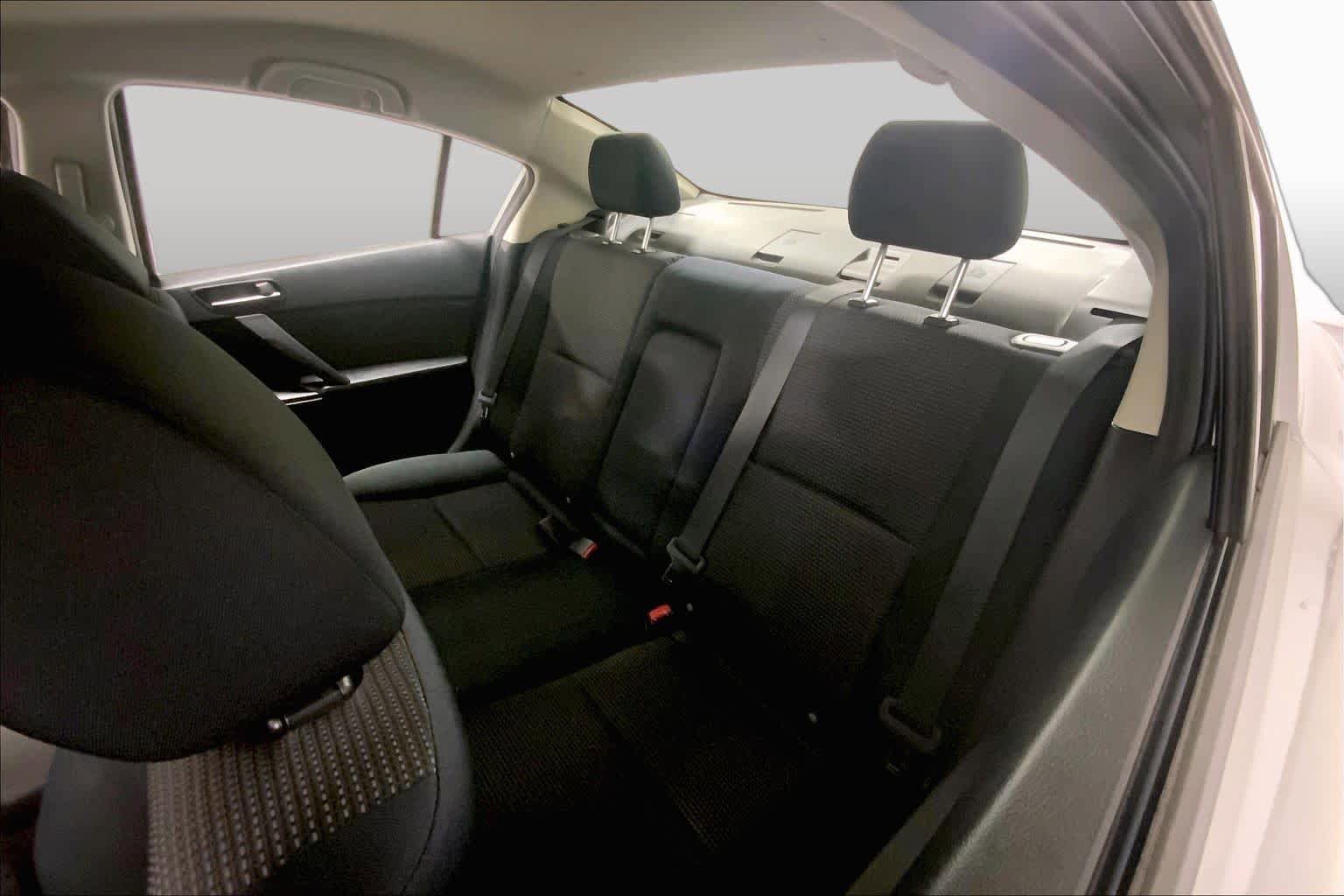 Used 2013 MAZDA MAZDA3 i Touring FWD image 20