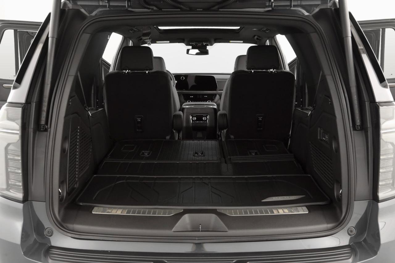 Used 2026 Chevrolet Tahoe Z71 w/ Comfort Package image 31