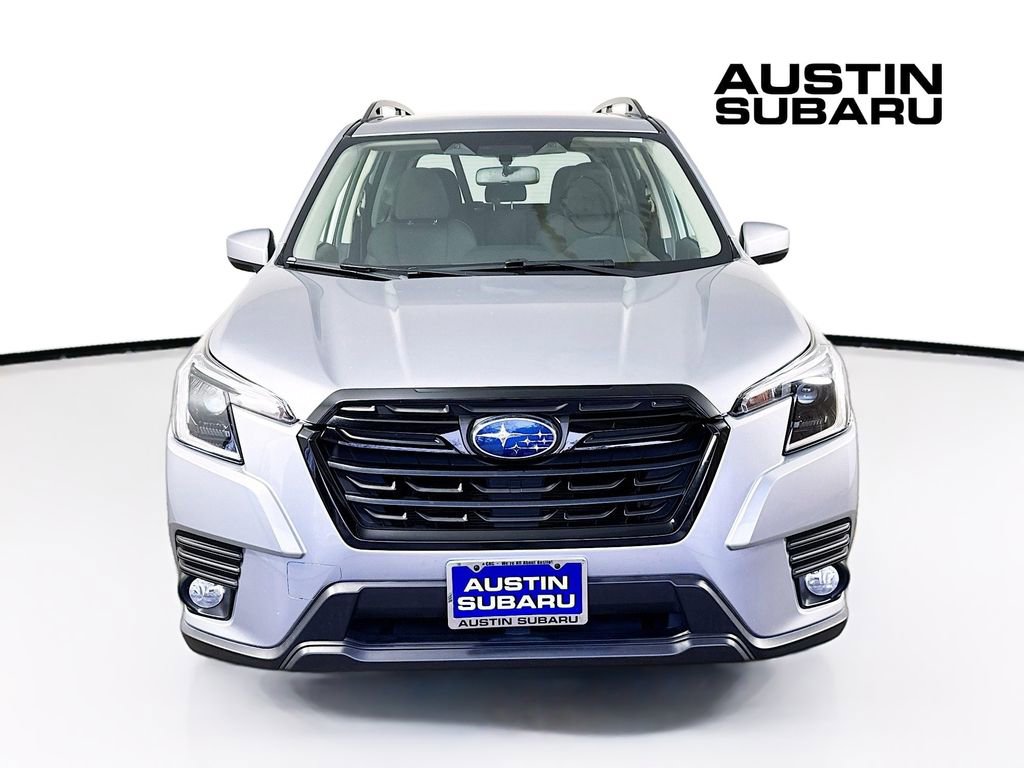 Certified 2023 Subaru Forester Premium image 3