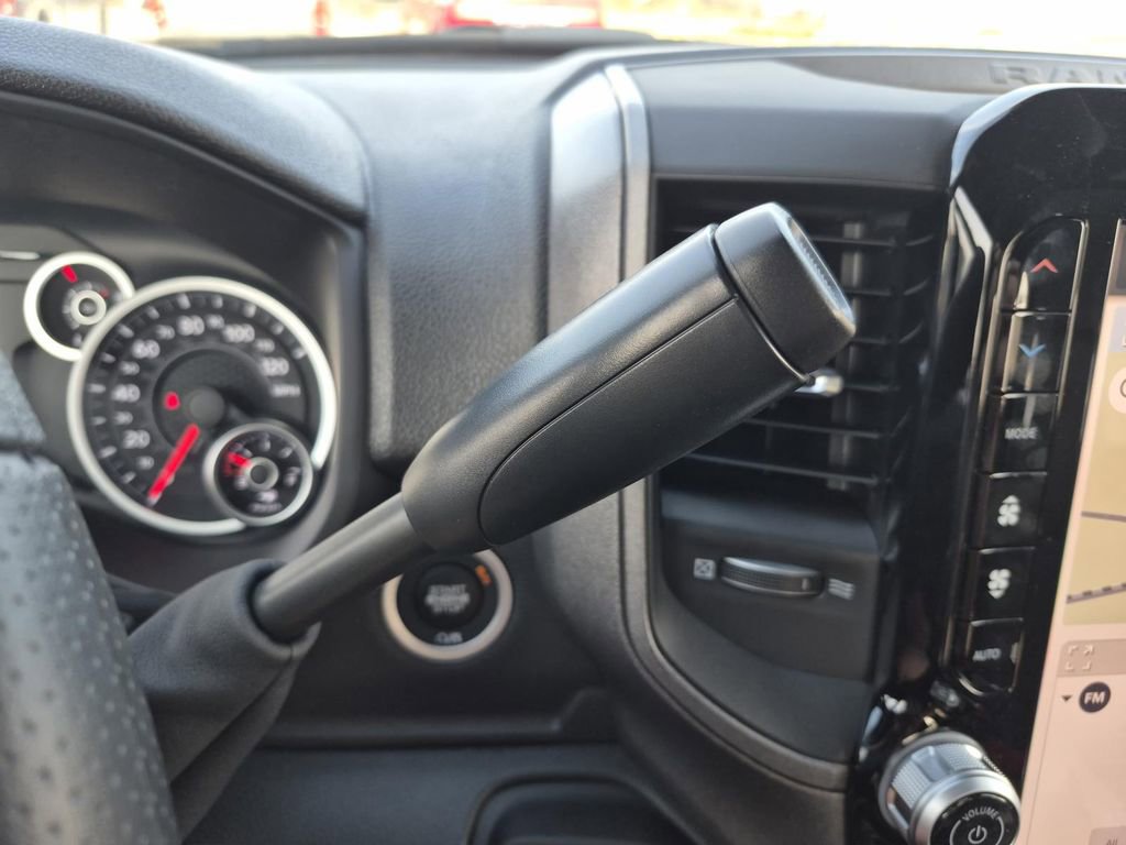 New 2026 RAM 3500 Tradesman AWD/4WD image 15