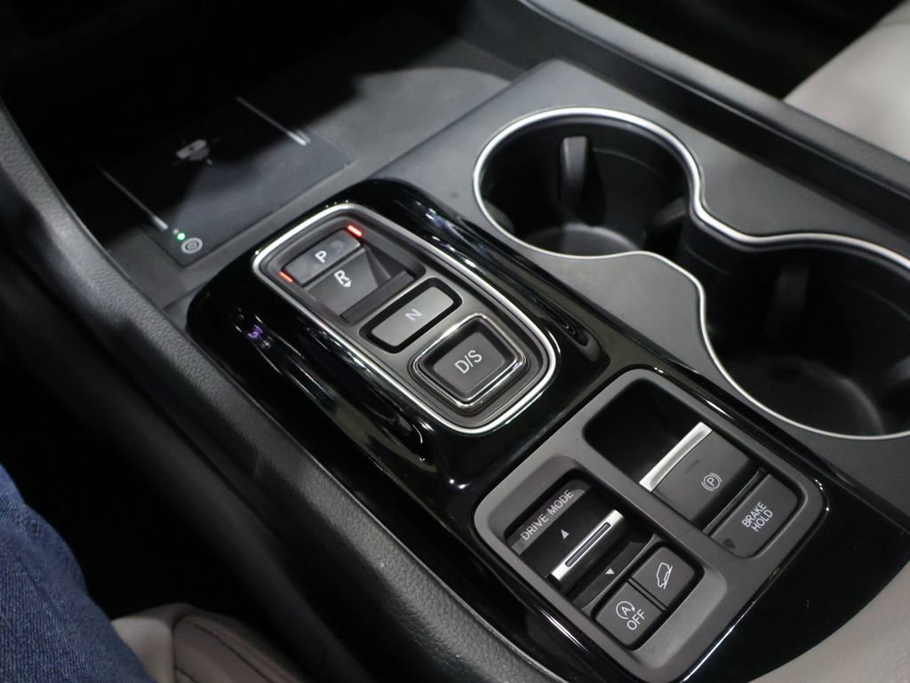 Used 2025 Honda Pilot Touring image 30