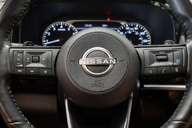 Used 2024 Nissan Pathfinder SL w/ SL Premium Package AWD/4WD image 12