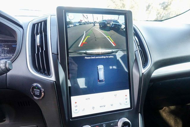 Used 2024 Ford Edge SEL image 17