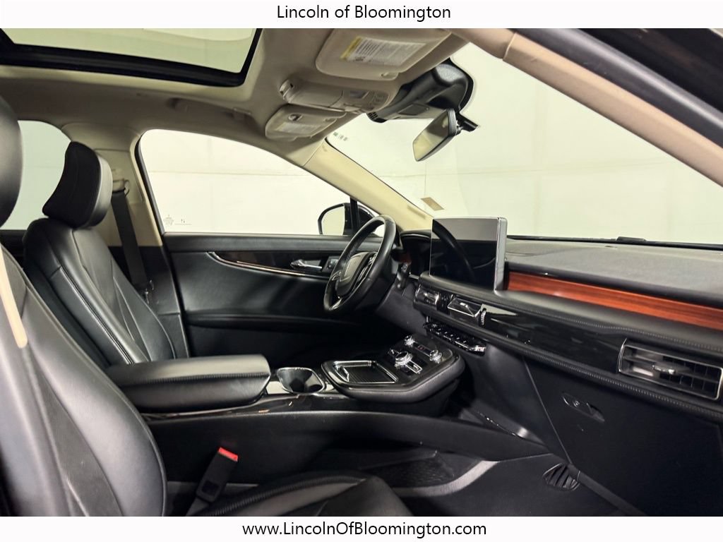 Certified 2022 Lincoln Nautilus Reserve w/ Monochromatic Package AWD/4WD image 18