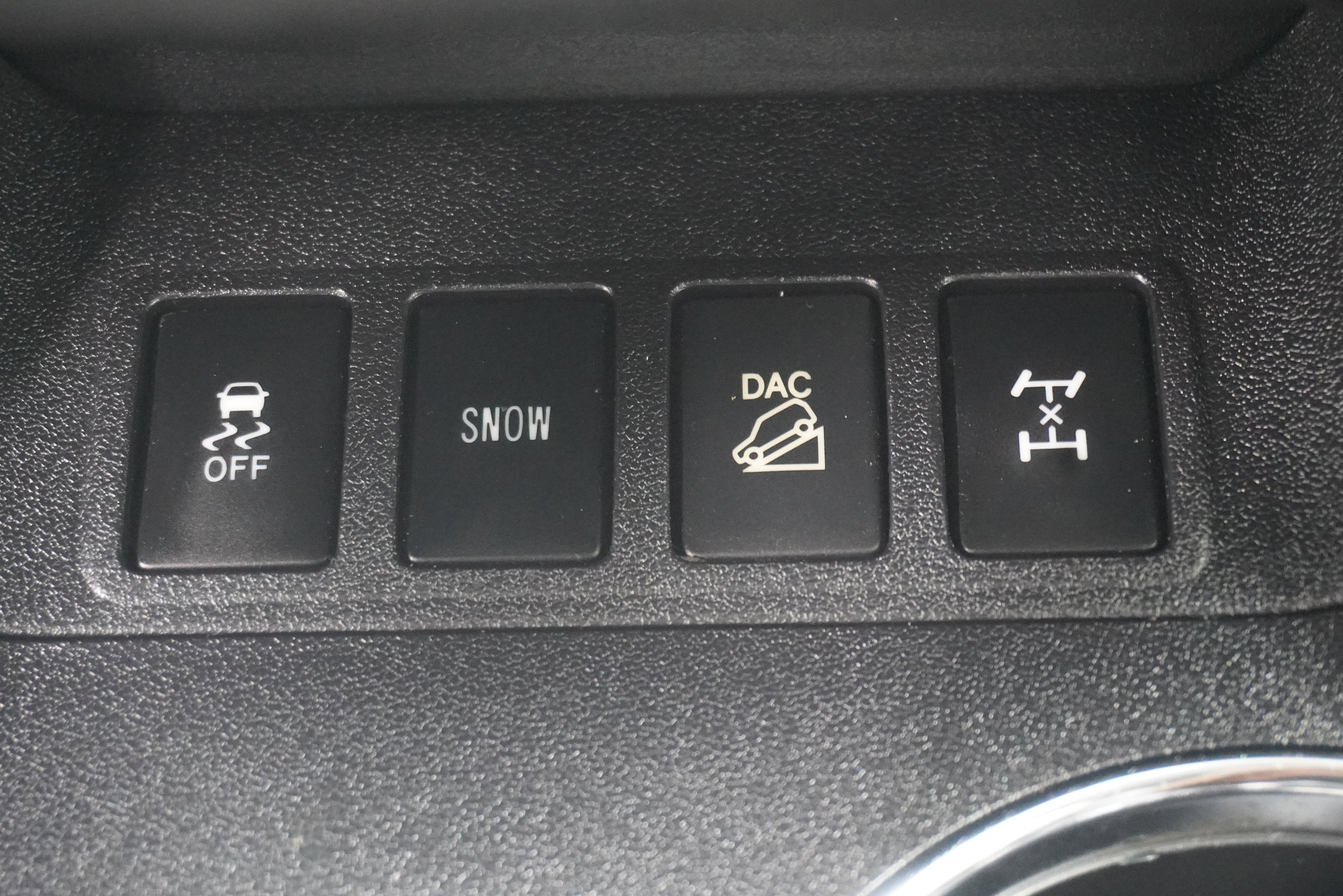 Used 2017 Toyota Highlander XLE AWD/4WD image 22