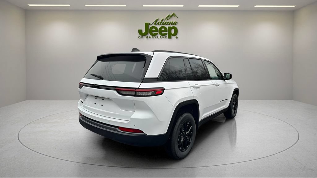 New 2026 Jeep Grand Cherokee Altitude AWD/4WD image 11