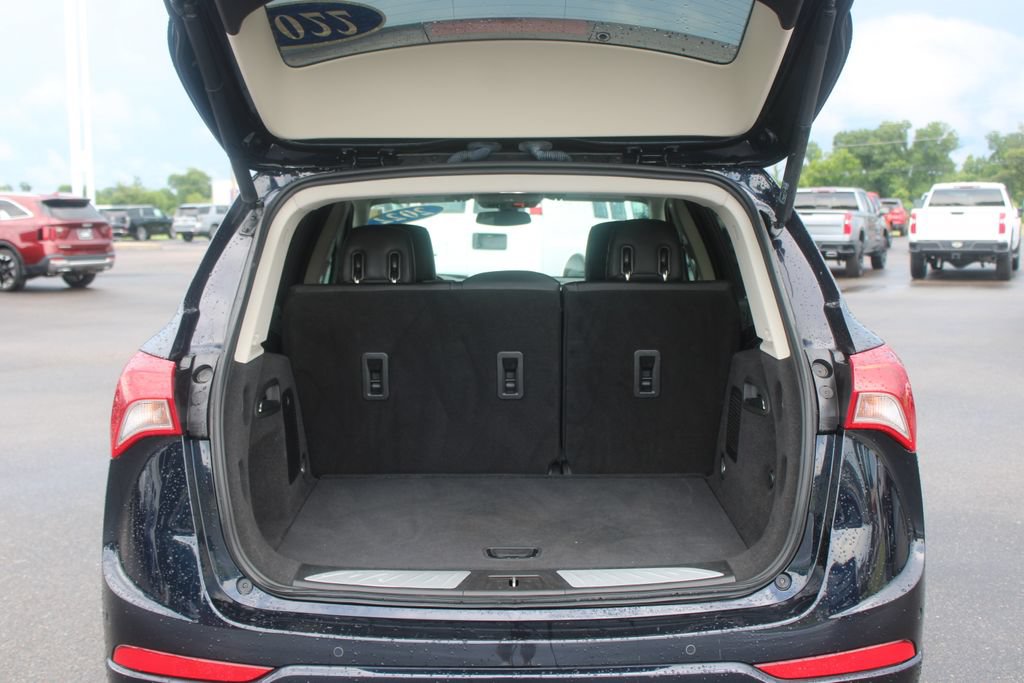 Used 2020 Buick Envision Essence FWD image 16
