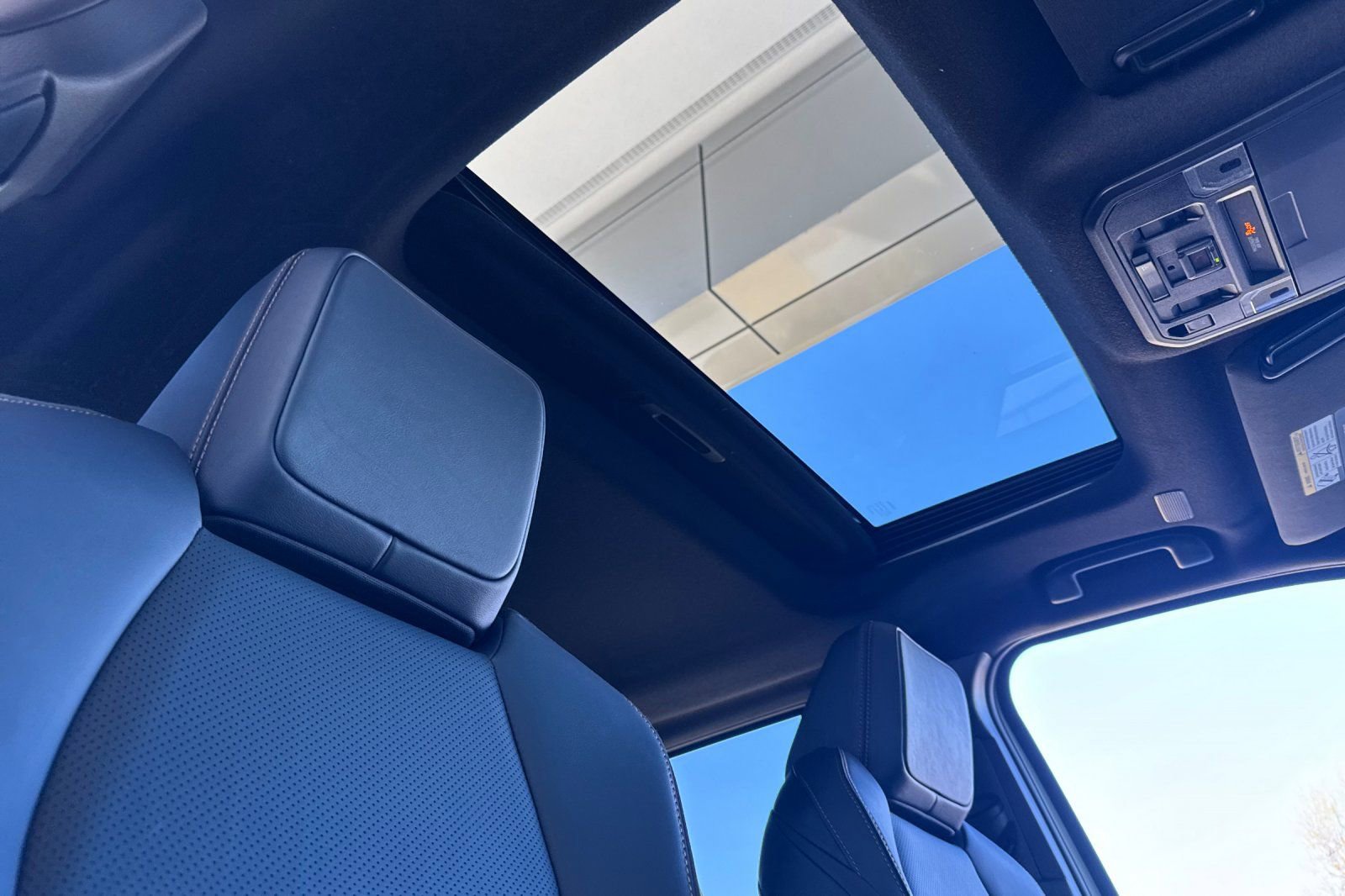 New 2026 Toyota 4Runner Platinum image 17