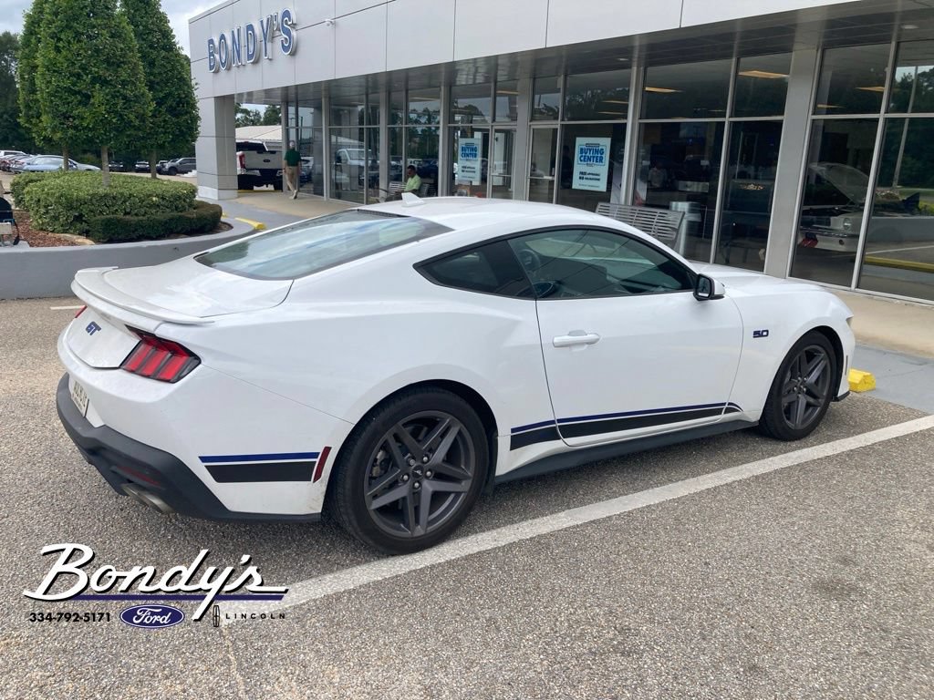 Used 2024 Ford Mustang GT Premium RWD image 5