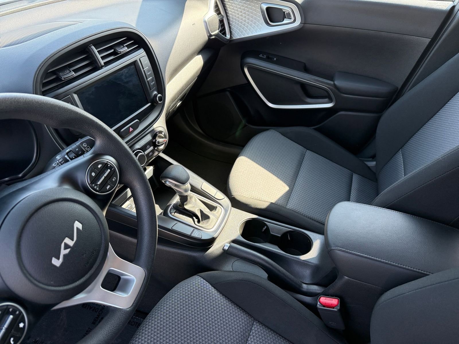 Used 2025 Kia Soul LX w/ LX Technology Package image 41