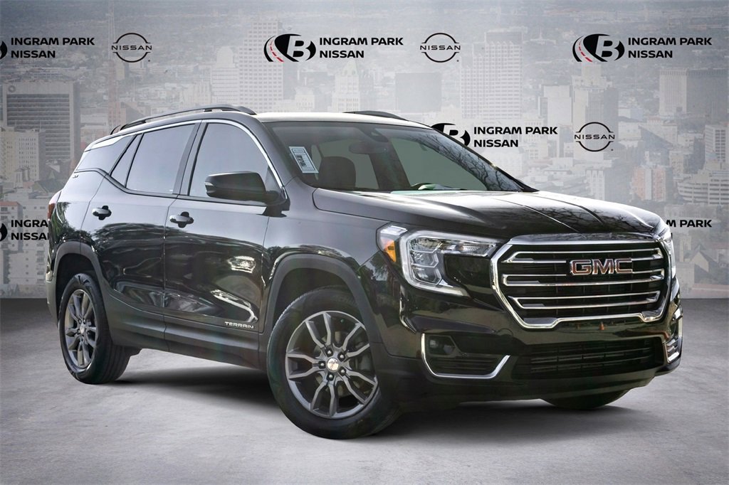 Used 2024 GMC Terrain SLT