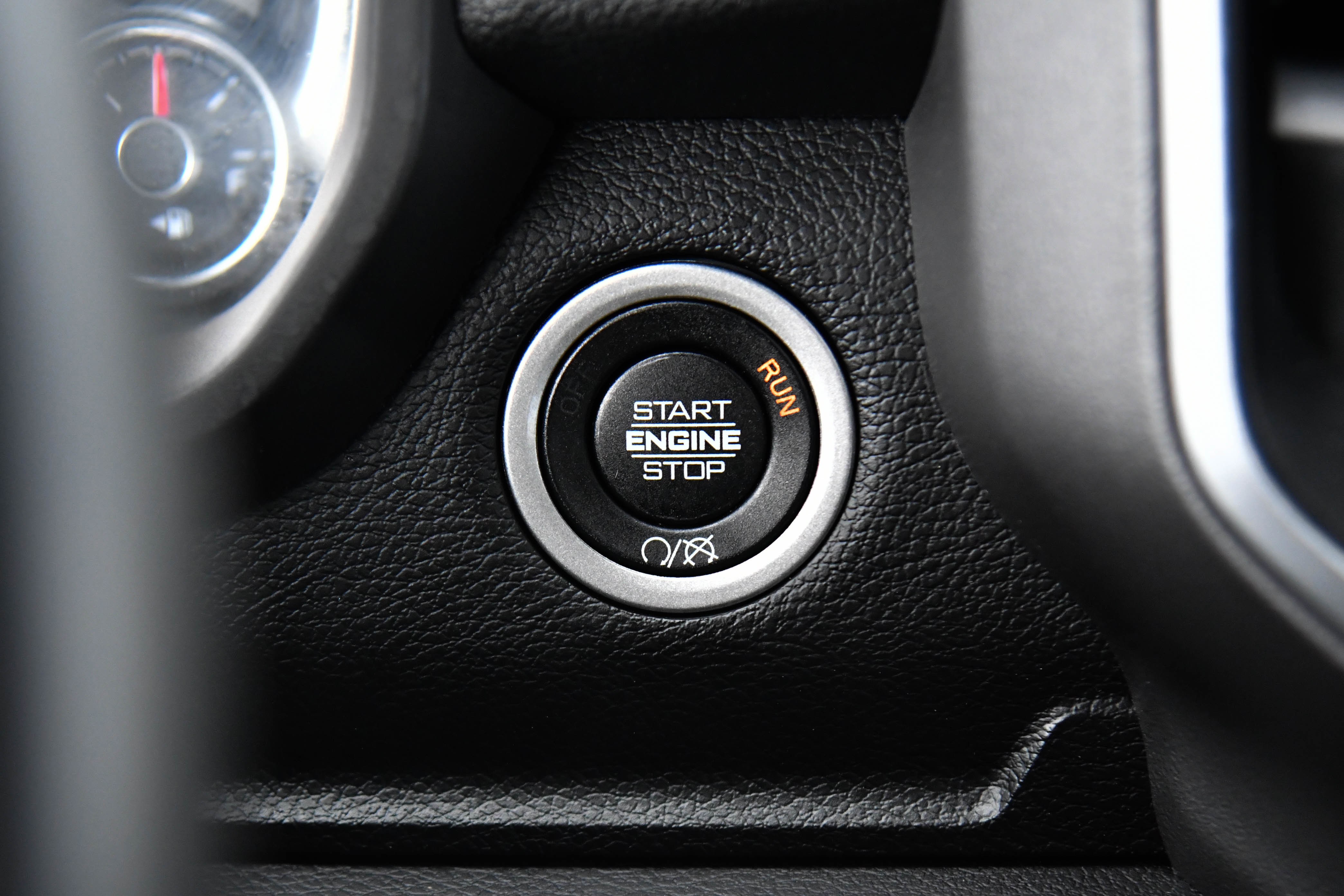 Used 2024 RAM 2500 Big Horn w/ Night Edition AWD/4WD image 33