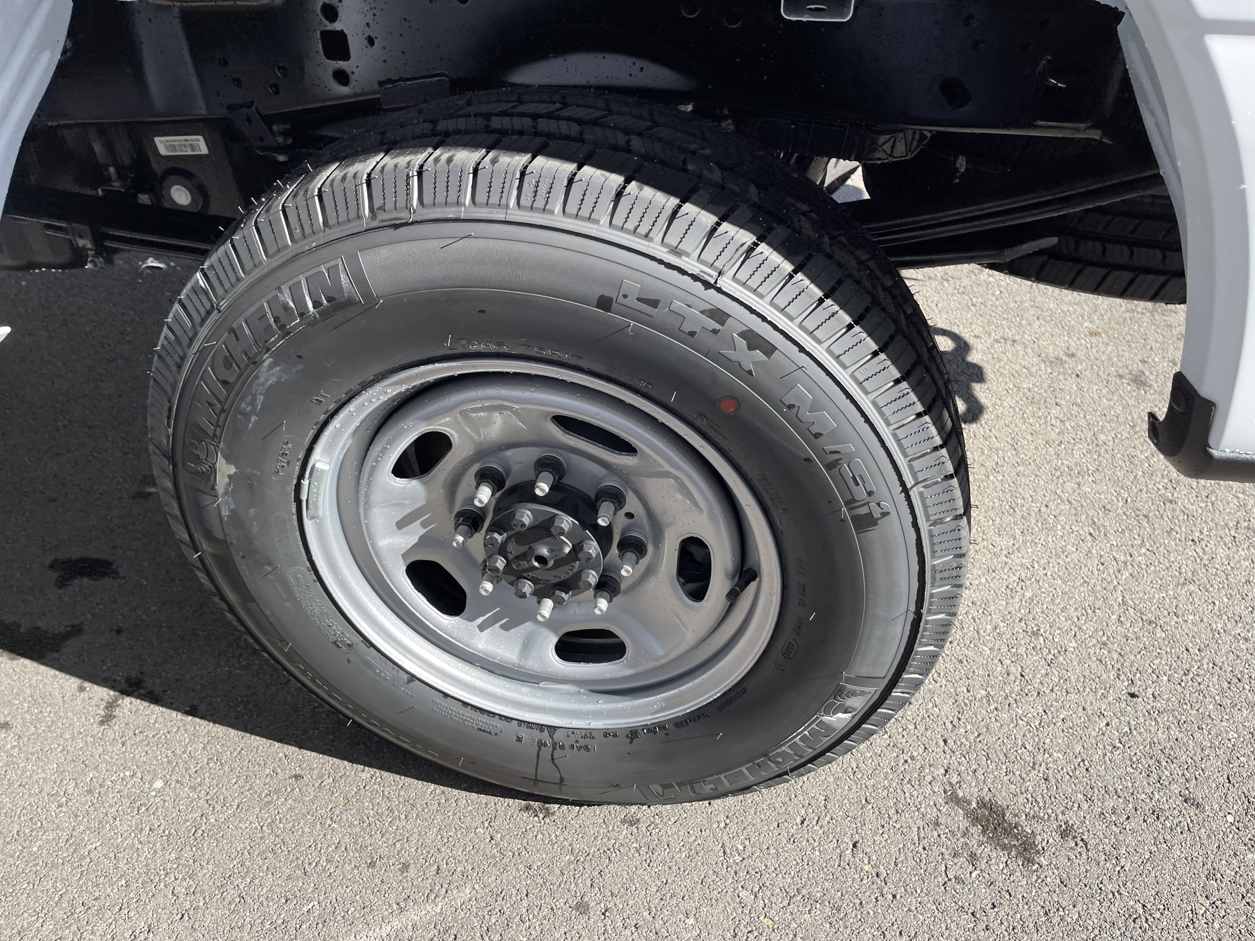 New 2026 Ford F250 XL w/ XL Chrome Package image 40