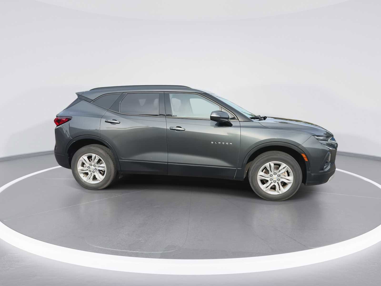 Used 2019 Chevrolet Blazer LT FWD image 9