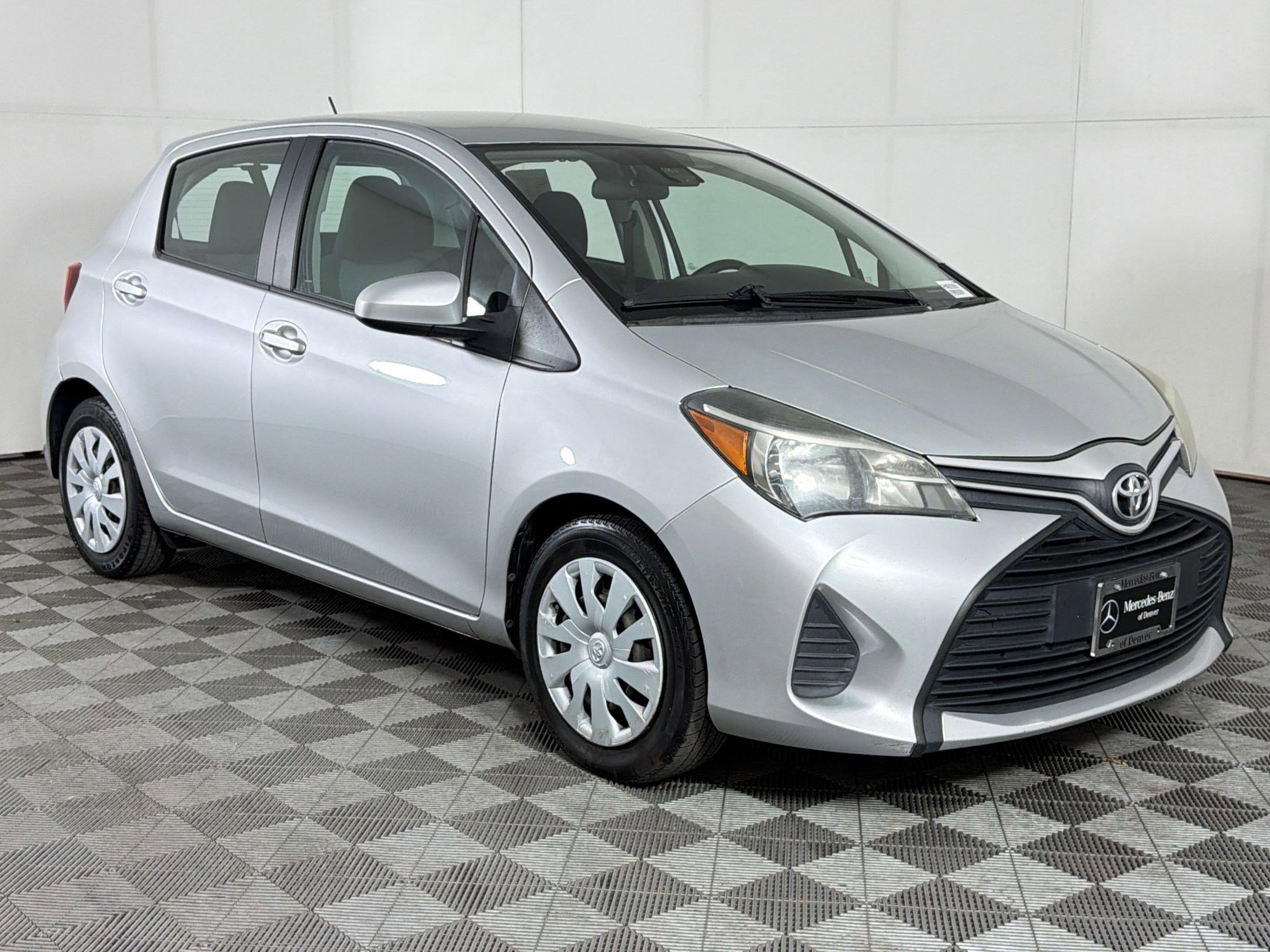 Used 2017 Toyota Yaris L w/ Carpet Mat Package image 7