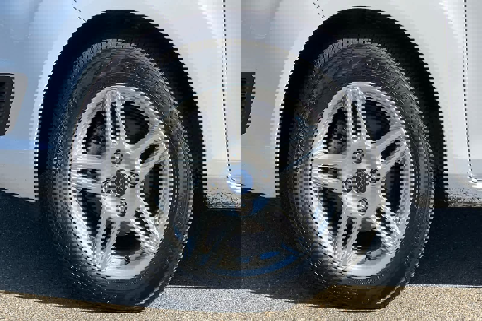 Used 2019 Ford Fiesta SE image 29