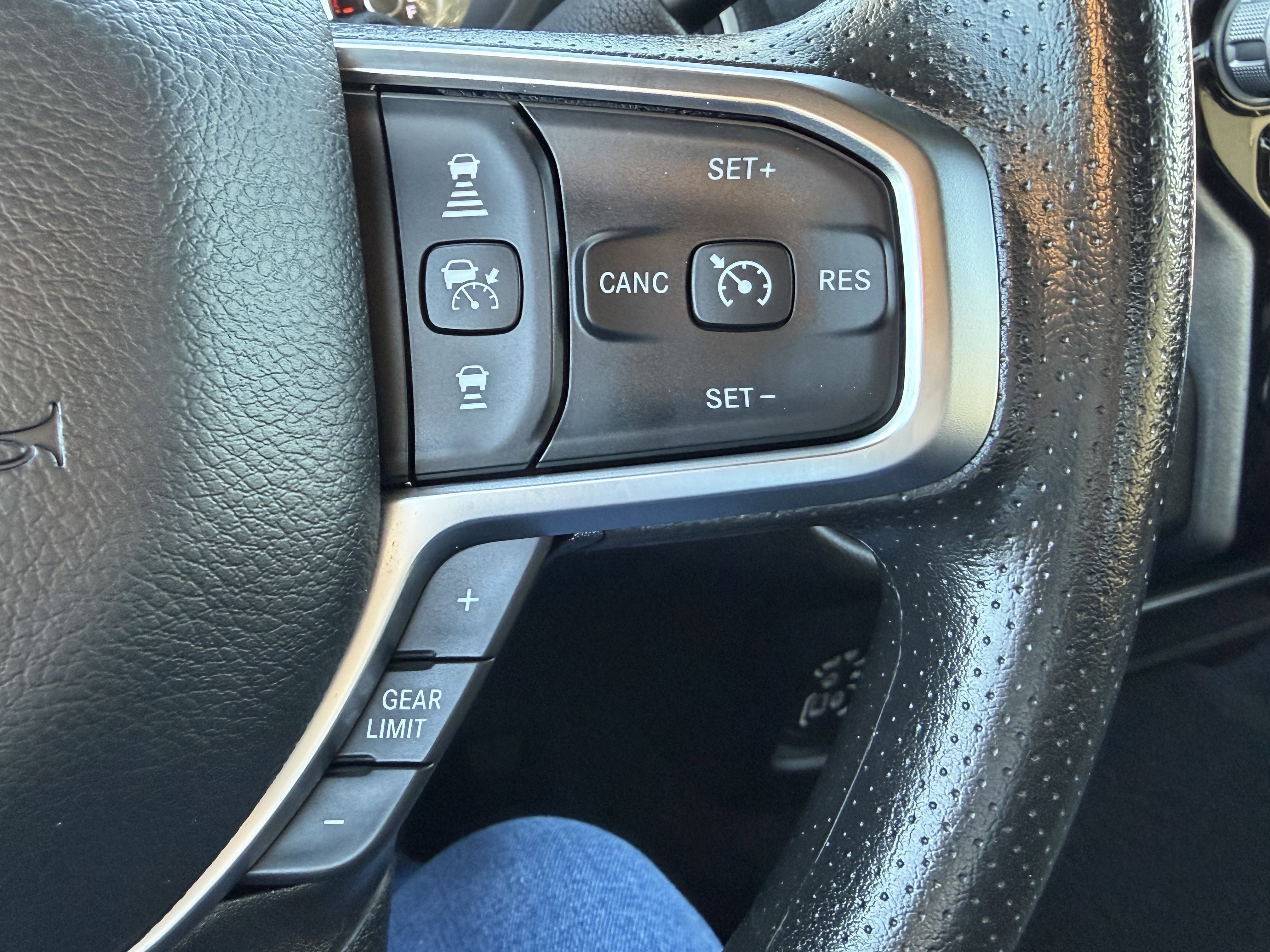 Used 2025 RAM 3500 Tradesman image 15