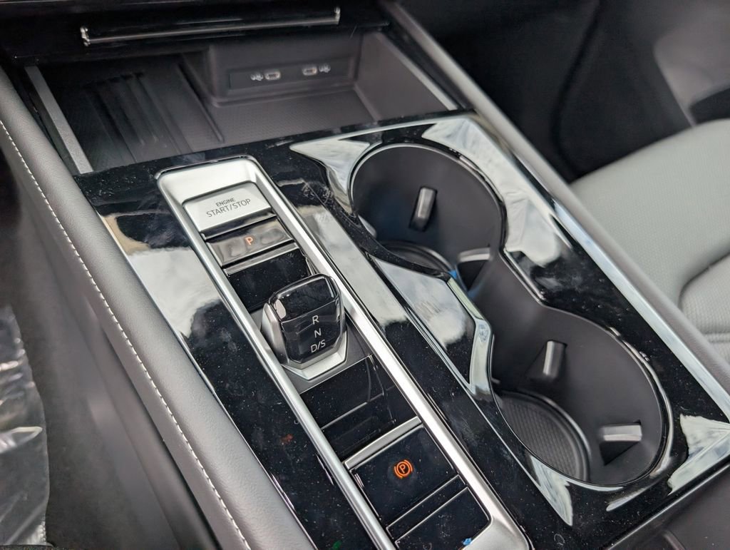 New 2025 Volkswagen Atlas Cross Sport SE image 12