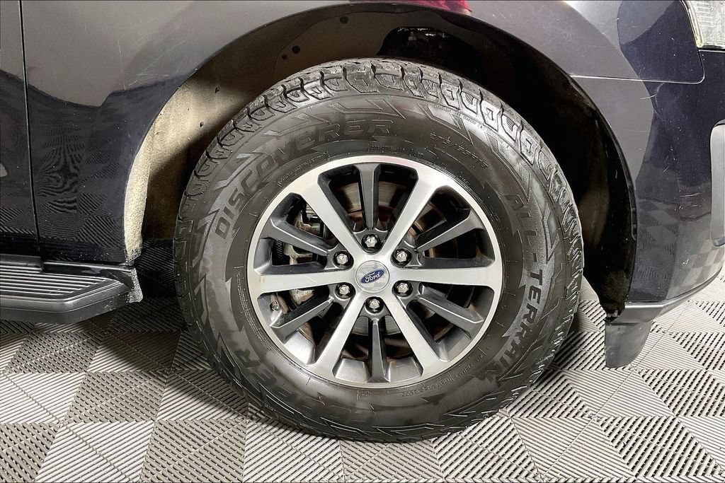 Used 2019 Ford Expedition Max XLT RWD image 12