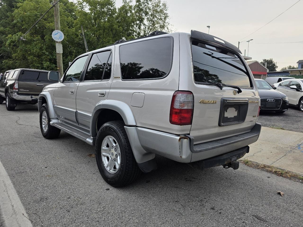 Used 1999 Toyota 4Runner Limited AWD/4WD image 3