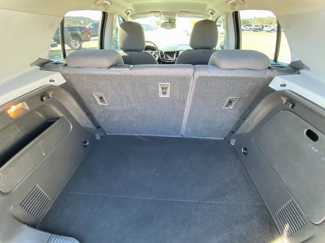 Used 2022 Chevrolet Trax LS w/ Tint and Cruise Package image 16