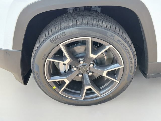New 2026 Jeep Cherokee Overland w/ Advanced Pro Tech Group AWD/4WD image 31