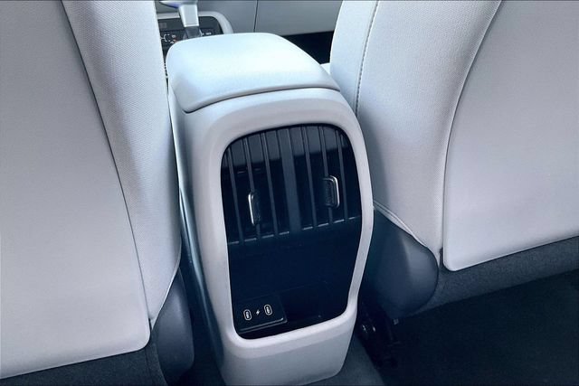 Used 2024 Hyundai Kona SEL FWD image 10