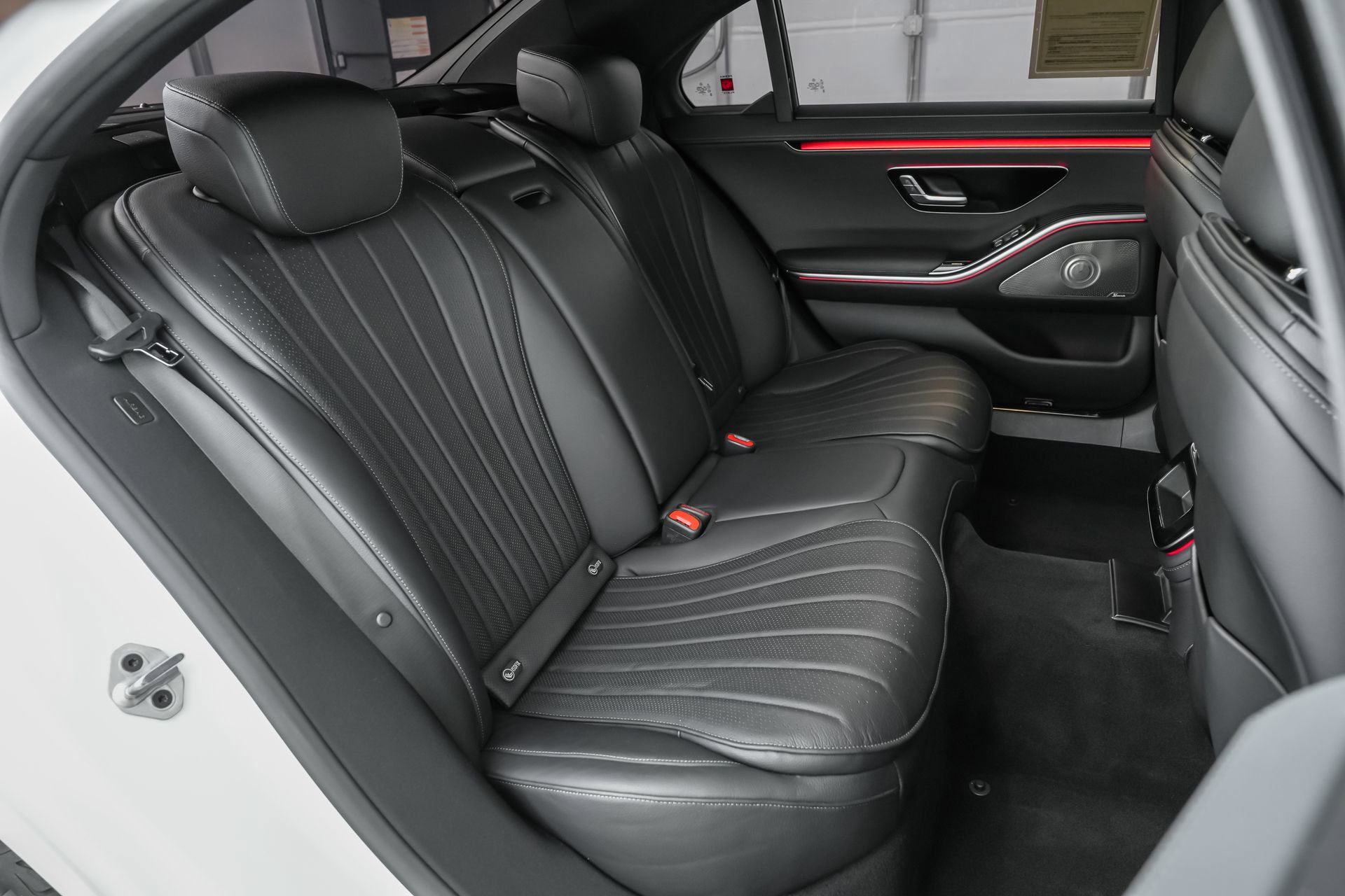 Used 2023 Mercedes-Benz S 500 4MATIC w/ AMG Line image 23