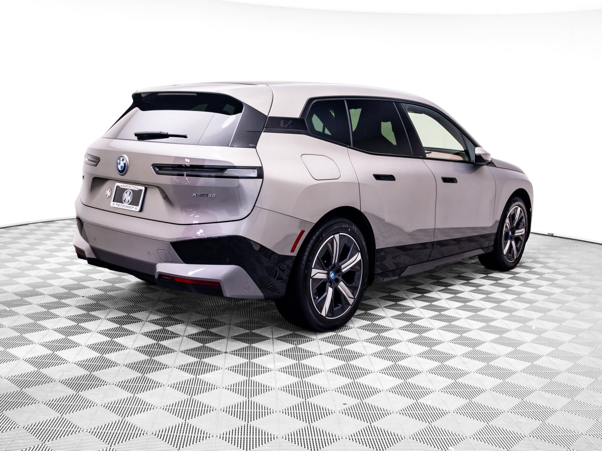 Certified 2024 BMW iX xDrive50 w/ Premium Package AWD/4WD image 5