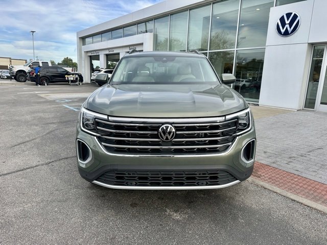 New 2026 Volkswagen Atlas SE image 2
