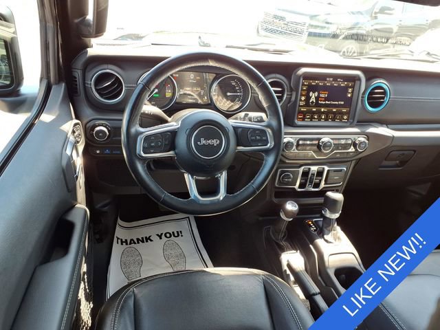 Used 2023 Jeep Wrangler Unlimited Sahara w/ Cold Weather Group AWD/4WD image 6