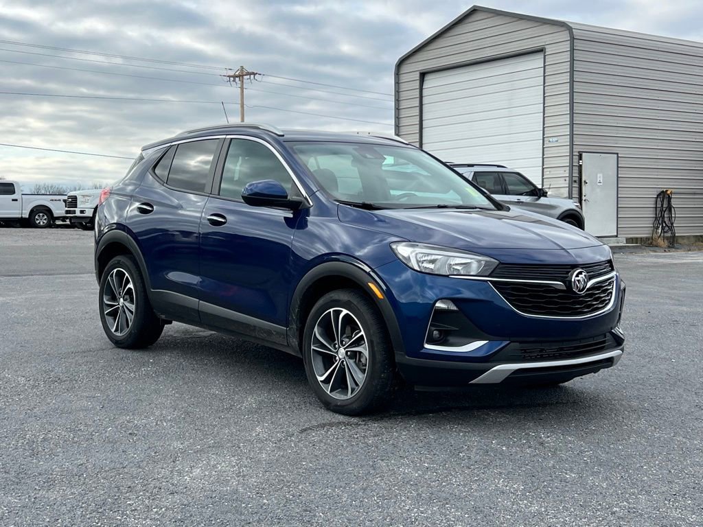 Used 2023 Buick Encore GX Select w/ Safety Package II image 2