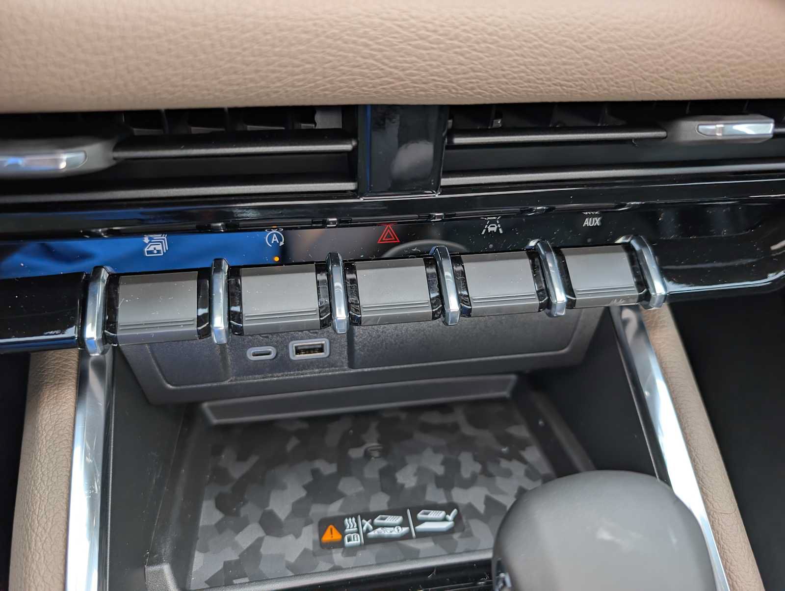 New 2026 GMC Canyon Denali AWD/4WD image 30