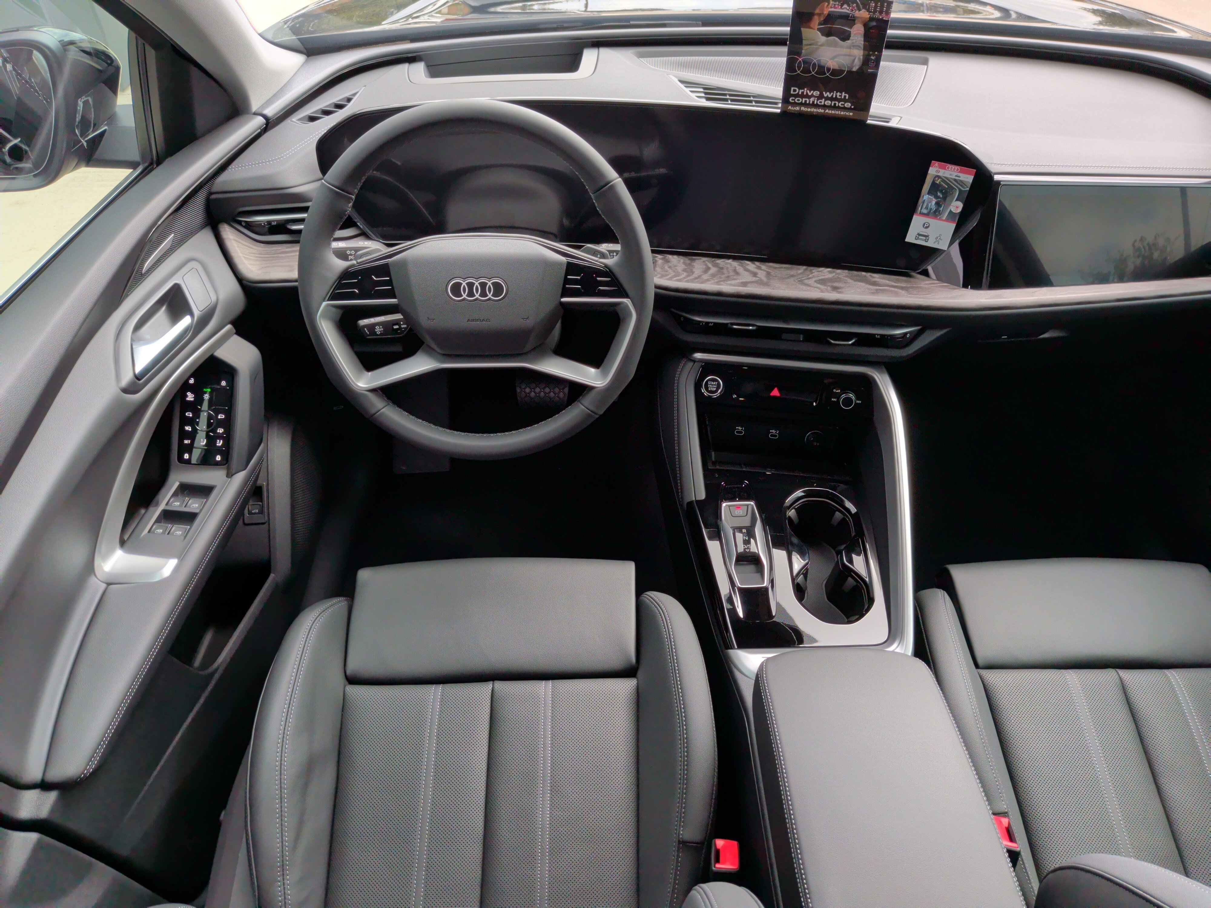 New 2025 Audi Q5 Prestige image 17